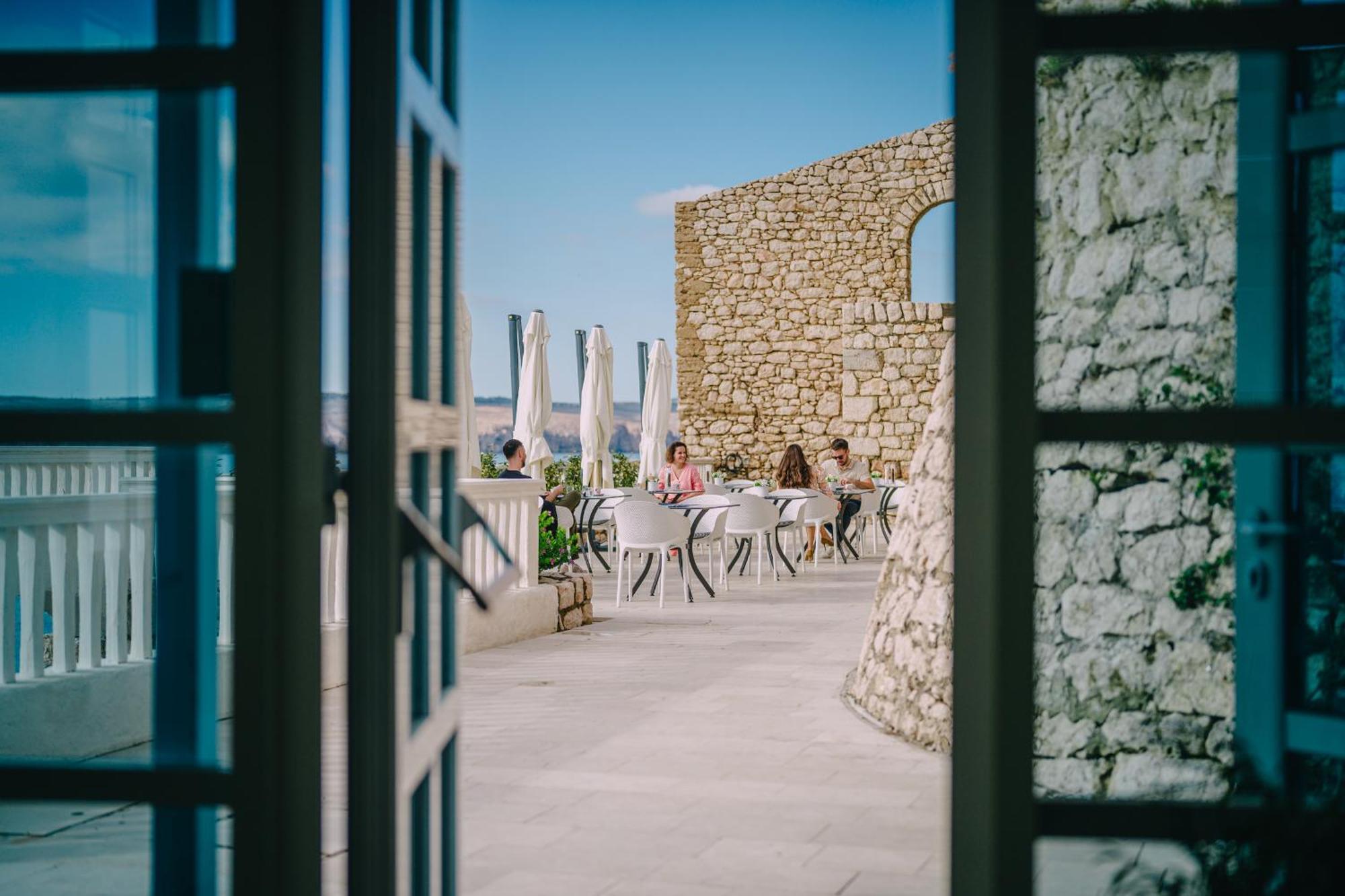 Kul In Ablana Hotel Jablanac Exterior photo